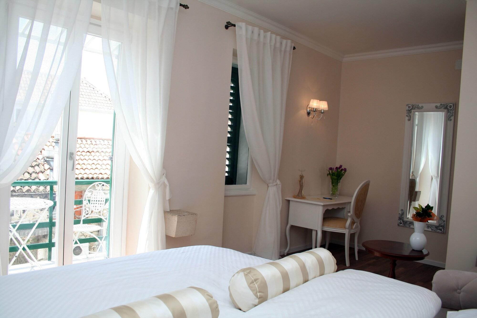 Banica Apartments & Rooms Split Buitenkant foto