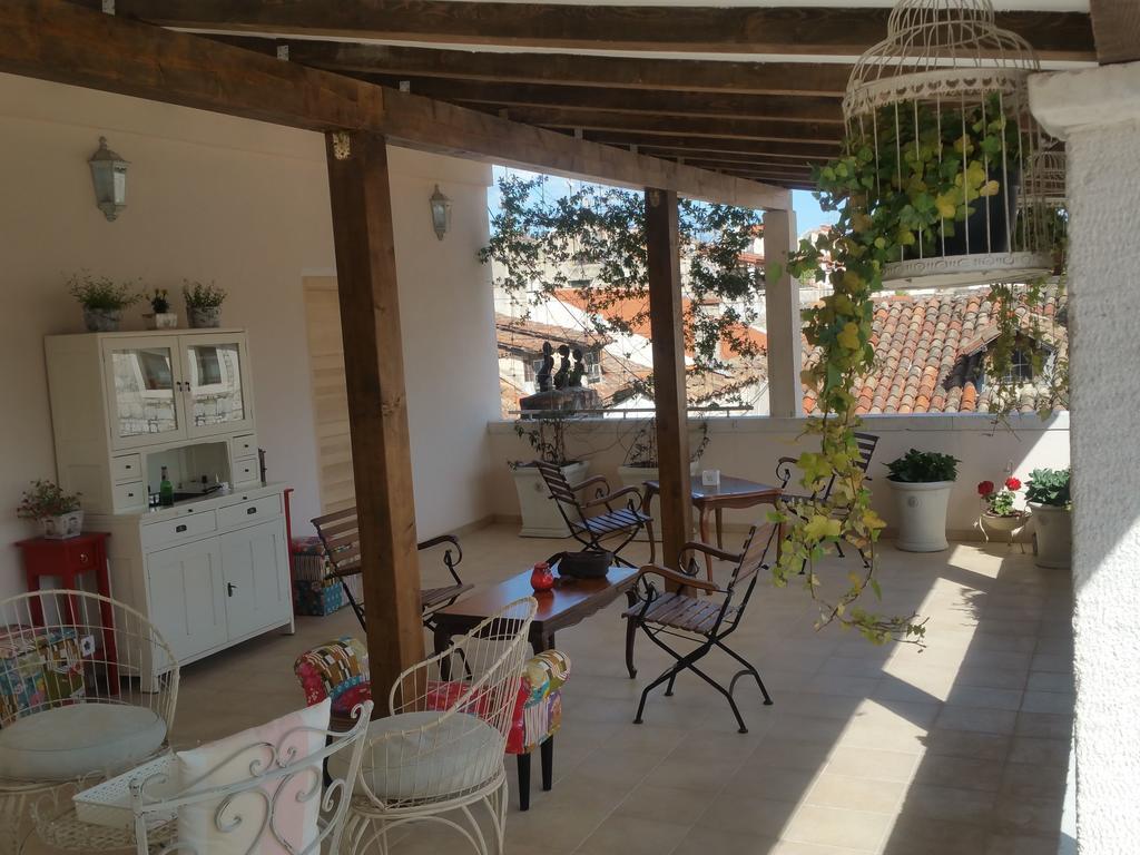 Banica Apartments & Rooms Split Buitenkant foto
